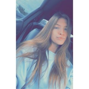 Meet your Posher, Jaclyn